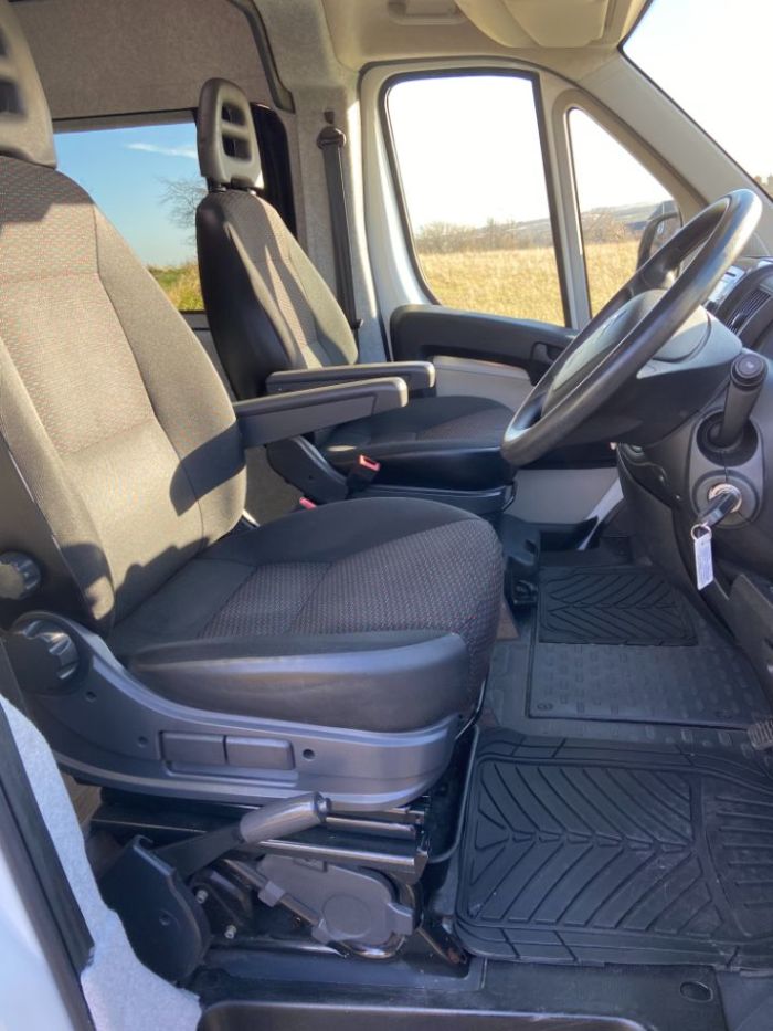 Citroen Relay 2.2 HDi H2 Van 130ps Enterprise Motorhome Diesel White
