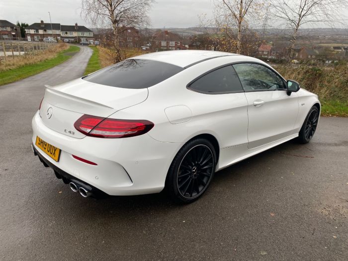 Mercedes-Benz C Class 3.0 C43 4Matic 2dr 9G-Tronic Coupe Petrol White