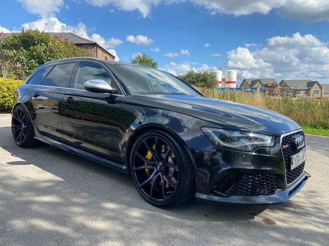 Audi RS6 4.0T FSI V8 Bi-Turbo RS6 Quattro 5dr Tip Auto Estate Petrol Black