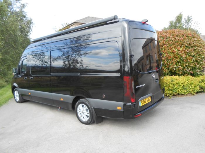 Mercedes-benz Sprinter 2.1 3.5t H3 Van 7G-Tronic Camper Van Diesel Black