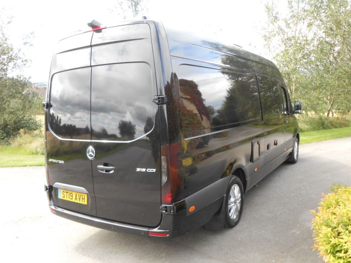 Mercedes-benz Sprinter 2.1 3.5t H3 Van 7G-Tronic Camper Van Diesel Black